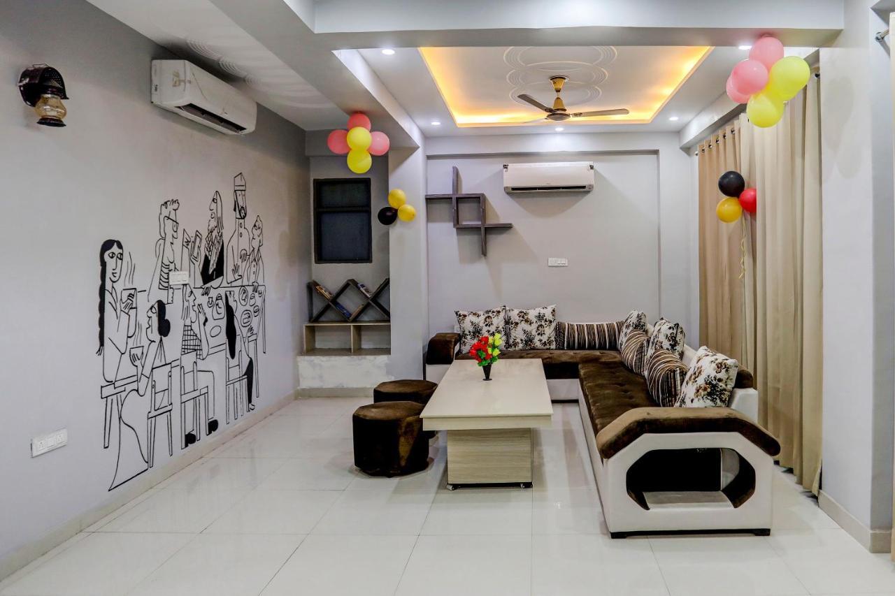 Super Townhouse Cloud Bay, Near Genpact, Sector-69, Gurgaon Hotel Exterior foto
