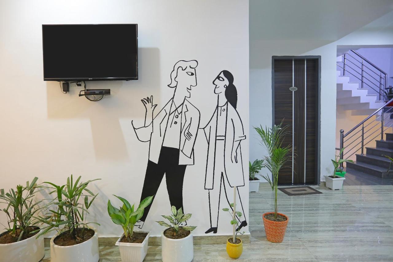Super Townhouse Cloud Bay, Near Genpact, Sector-69, Gurgaon Hotel Exterior foto
