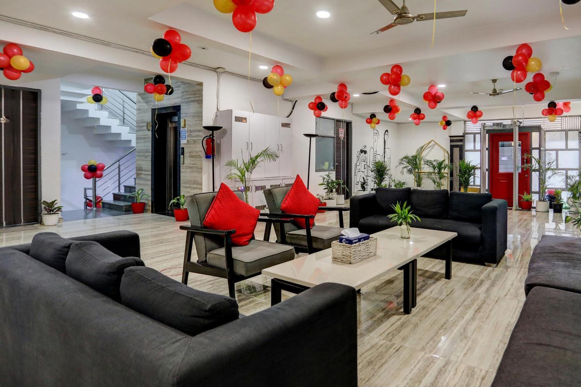 Super Townhouse Cloud Bay, Near Genpact, Sector-69, Gurgaon Hotel Exterior foto